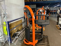 Matrix aura g3 triceps extension krachtstation - afbeelding 5 van  5