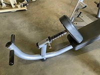 Matrix aura olympische incline bench krachtstation - afbeelding 1 van  3
