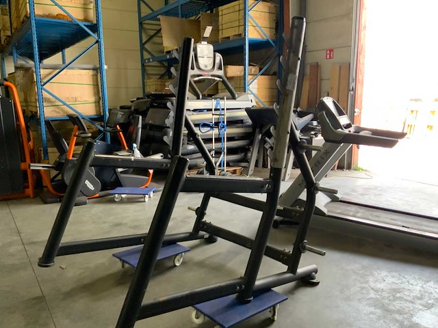 Matrix aura squat rek krachtstation - afbeelding 1 van  4