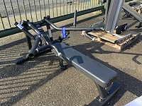 Matrix aura suspine bench krachtstation