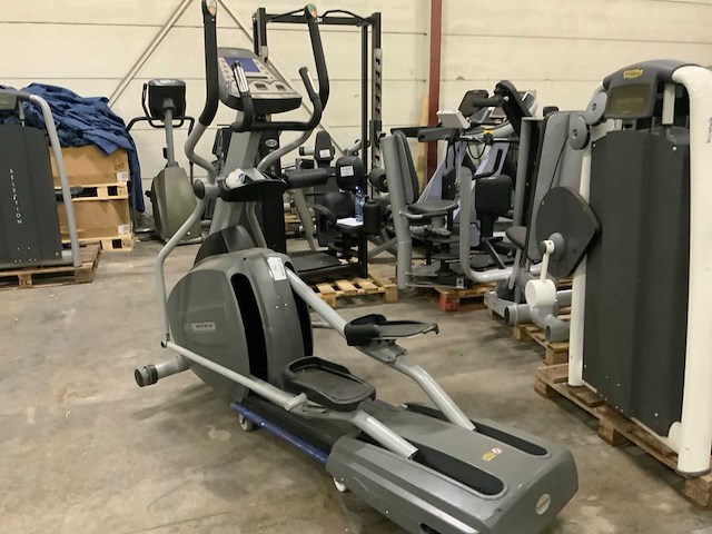 Matrix e1x elliptical crosstrainer - afbeelding 2 van  3