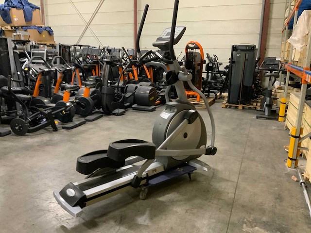 Matrix e1x elliptical crosstrainer - afbeelding 1 van  6