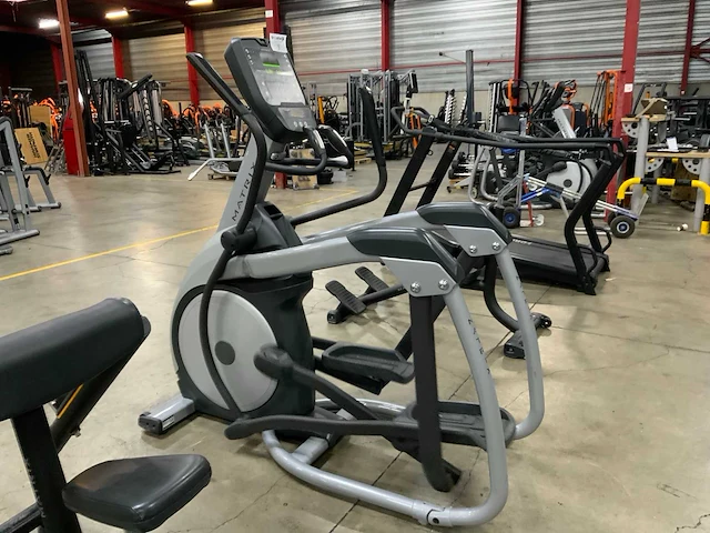 Matrix e3x elliptical crosstrainer - afbeelding 4 van  5