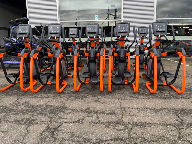 Matrix e5x 10x elliptical crosstrainer - afbeelding 5 van  5