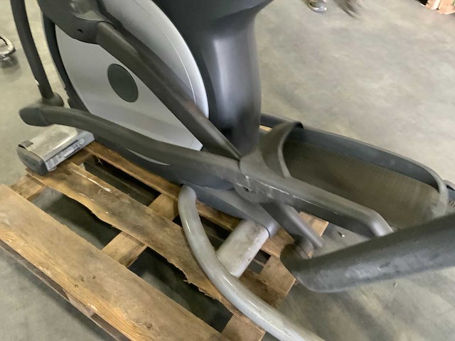 Matrix e5x elliptical crosstrainer - afbeelding 5 van  6