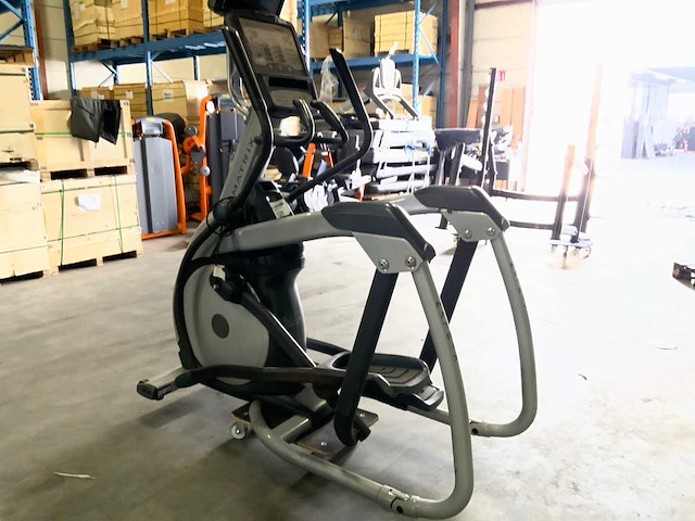 Matrix e5x elliptical crosstrainer - afbeelding 4 van  5