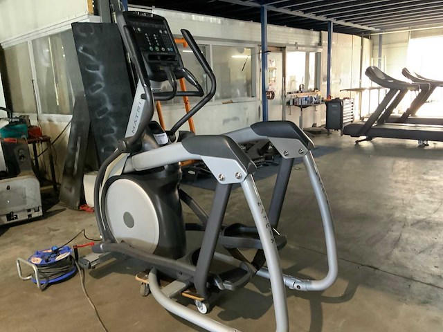 Matrix e5x elliptical crosstrainer - afbeelding 5 van  6