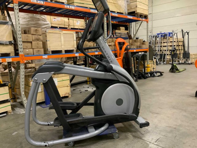 Matrix e5x elliptical crosstrainer - afbeelding 2 van  5