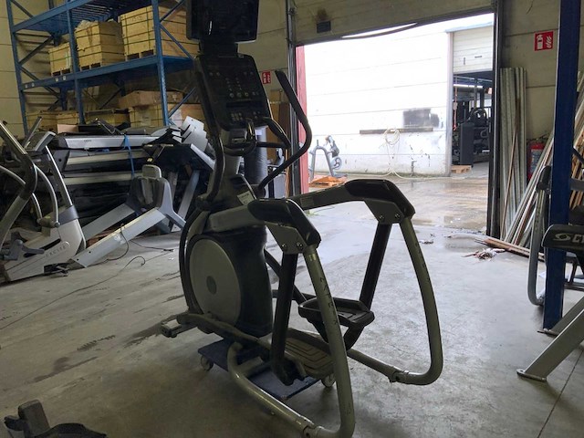 Matrix e5x elliptical crosstrainer - afbeelding 5 van  5