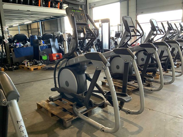 Matrix e5x elliptical crosstrainer - afbeelding 5 van  5
