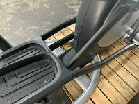 Matrix e5x elliptical crosstrainer - afbeelding 2 van  3