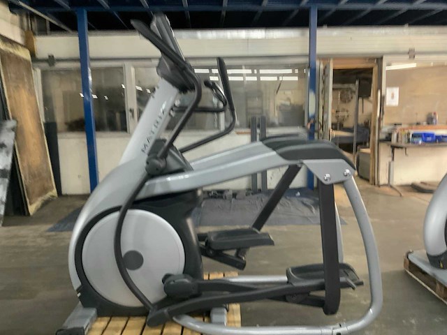 Matrix e5x elliptical crosstrainer - afbeelding 5 van  5