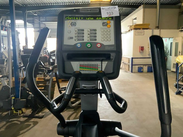 Matrix e5x elliptical crosstrainer - afbeelding 4 van  5