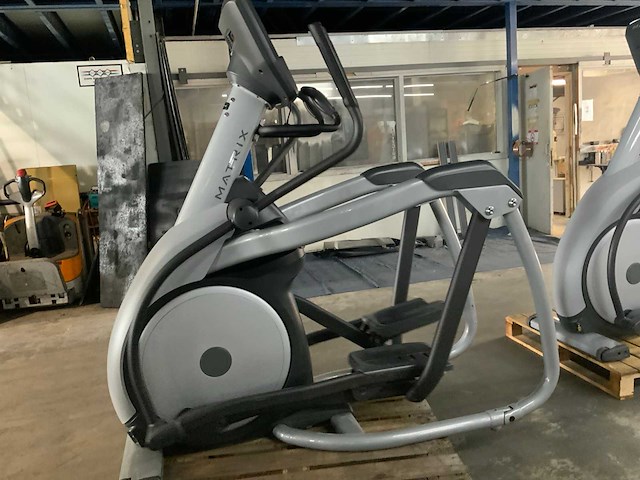 Matrix e5x elliptical crosstrainer - afbeelding 5 van  5