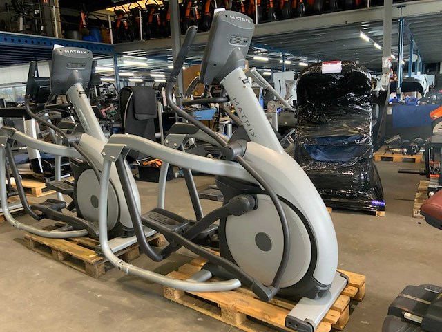 Matrix e5x elliptical crosstrainer - afbeelding 5 van  6