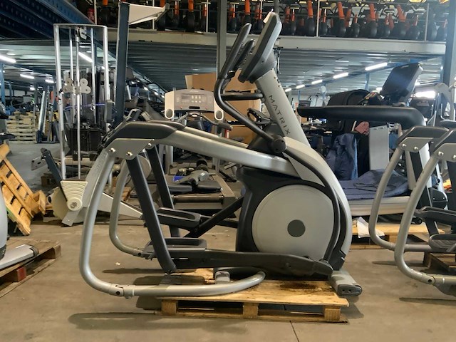 Matrix e5x elliptical crosstrainer - afbeelding 1 van  6