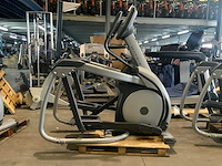 Matrix e5x elliptical crosstrainer - afbeelding 1 van  6