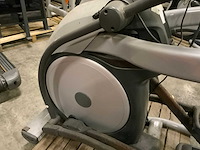 Matrix e7xe elliptical crosstrainer - afbeelding 4 van  6