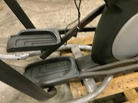 Matrix e7xe elliptical crosstrainer - afbeelding 3 van  5