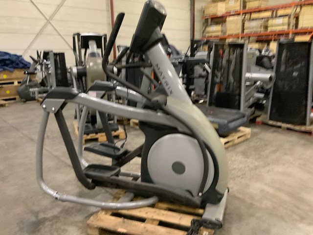 Matrix e7xe elliptical crosstrainer - afbeelding 5 van  5