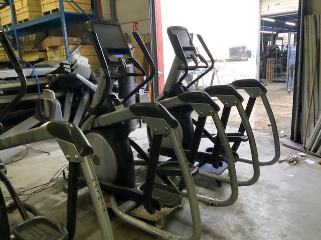 Matrix e7xe elliptical crosstrainer - afbeelding 1 van  5