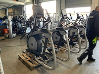 Matrix e7xe elliptical crosstrainer