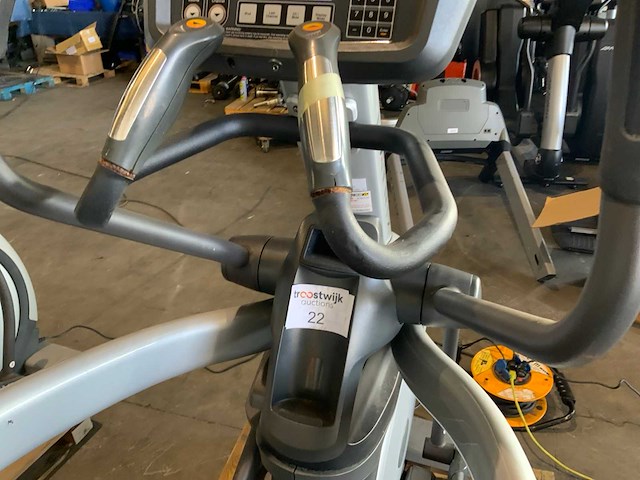 Matrix e7xe elliptical crosstrainer - afbeelding 3 van  5