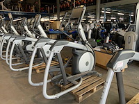 Matrix e7xe elliptical crosstrainer