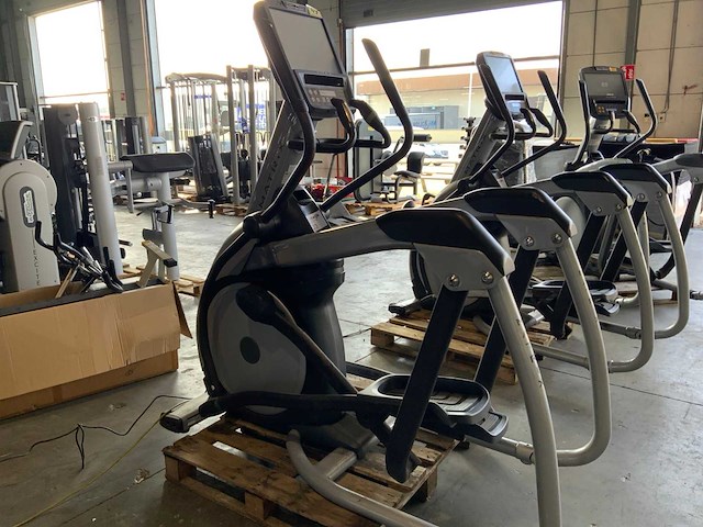 Matrix e7xe elliptical crosstrainer - afbeelding 4 van  4