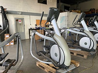 Matrix e7xe elliptical crosstrainer