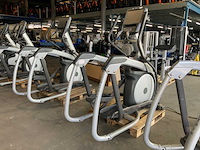 Matrix e7xe elliptical crosstrainer - afbeelding 3 van  4