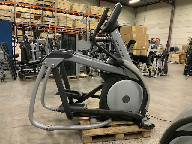Matrix e7xe elliptical crosstrainer - afbeelding 1 van  7