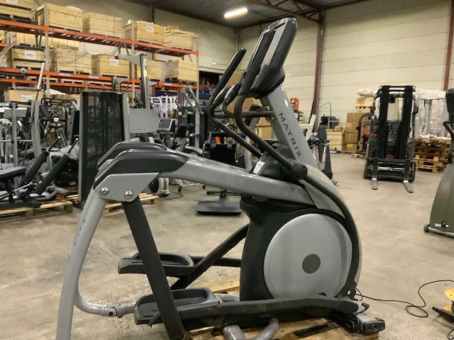 Matrix e7xe elliptical crosstrainer - afbeelding 2 van  7