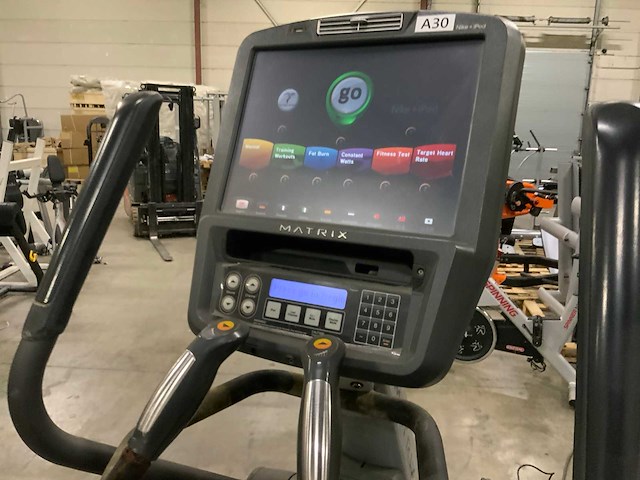 Matrix e7xe elliptical crosstrainer - afbeelding 4 van  7