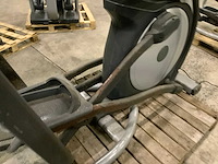 Matrix e7xe elliptical crosstrainer - afbeelding 2 van  5