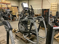 Matrix e7xe elliptical crosstrainer - afbeelding 2 van  5