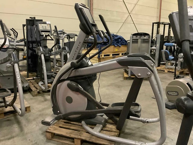 Matrix e7xe elliptical crosstrainer - afbeelding 4 van  4