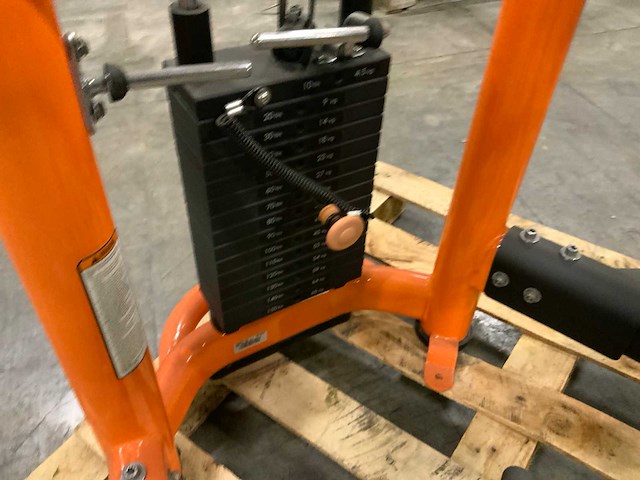 Matrix g3 abdominal krachtstation - afbeelding 2 van  4