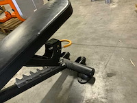 Matrix g3 adjustable bench krachtstation - afbeelding 4 van  4