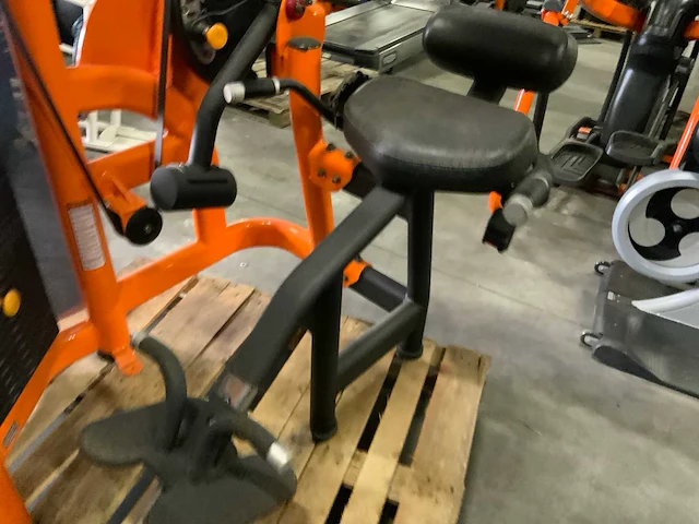 Matrix g3 back extension krachtstation - afbeelding 3 van  6