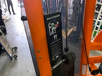 Matrix g3 back extension krachtstation - afbeelding 2 van  6