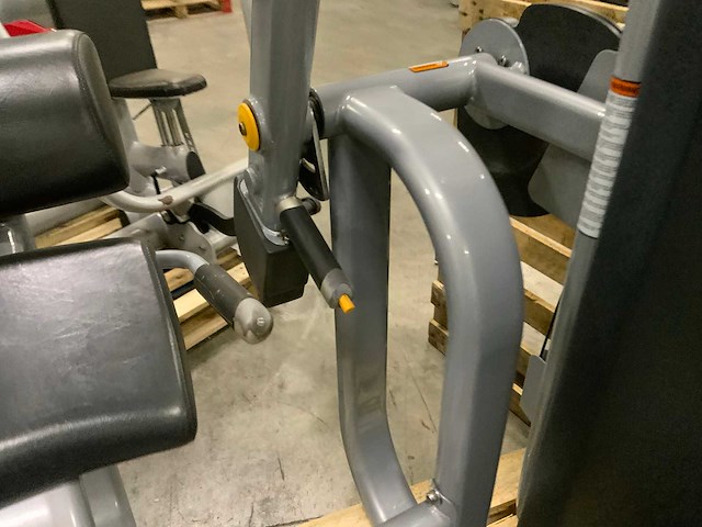 Matrix g7 back extension krachtstation - afbeelding 4 van  6