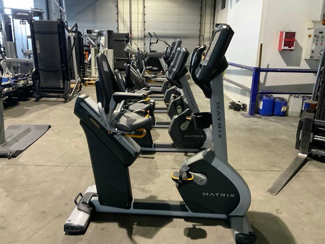 Matrix h5x hybride bike home trainer - afbeelding 1 van  7