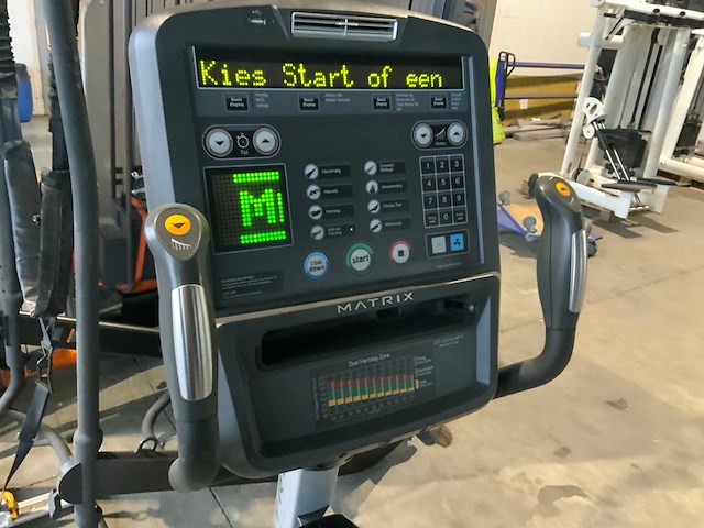 Matrix h5x uprightbike home trainer - afbeelding 3 van  4