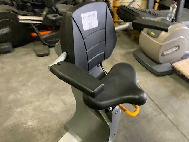 Matrix h7xe uprightbike home trainer - afbeelding 3 van  4