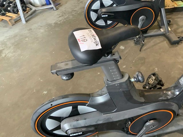 Matrix icr 50 indoorcycle spinningbike - afbeelding 2 van  6