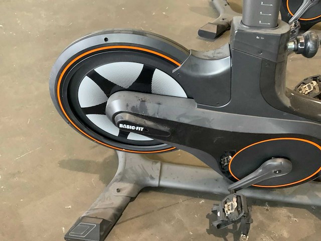 Matrix icr 50 indoorcycle spinningbike - afbeelding 3 van  6