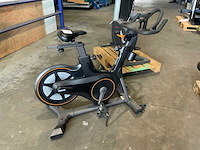Matrix icr 50 indoorcycle spinningbike - afbeelding 1 van  6