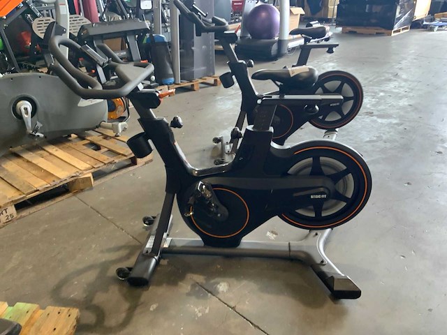 Matrix icr 50 indoorcycle spinningbike - afbeelding 3 van  6