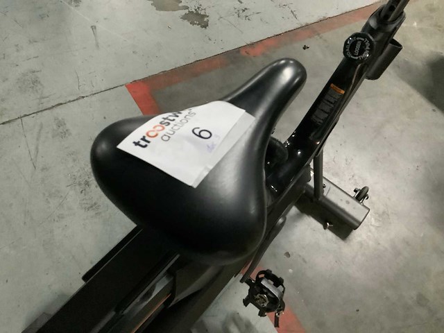 Matrix icr50 indoorcycle spinningbike - afbeelding 3 van  7